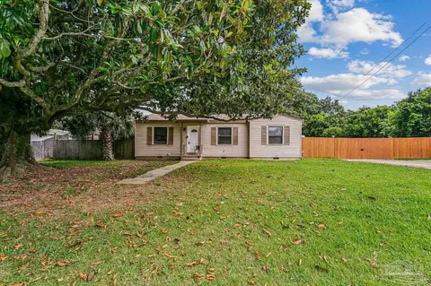 4904 Birch Ave, Pensacola, FL 32506