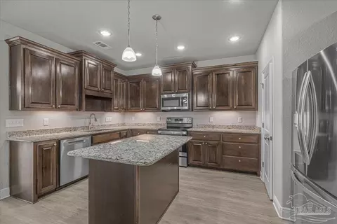 Kitchen - 5313 Parkside Dr, Pace, FL 32571 photo 1 of 3