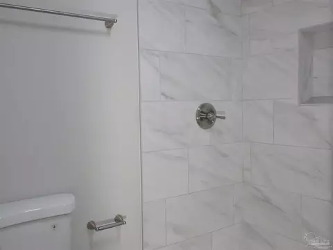 Bath - 5143 Oakleaf Dr, Pace, FL 32571 photo 2 of 6