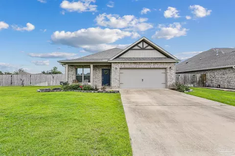 8487 Twenty One Oaks Ln, Pensacola, FL 32526