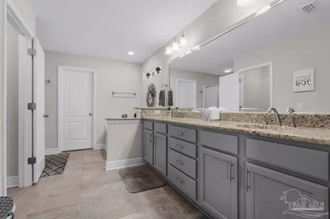Bath - 5691 Dunridge Dr, Pace, FL 32571 photo 1 of 4