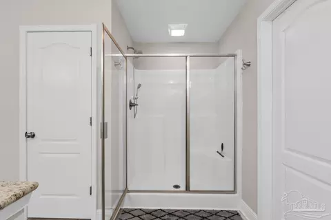 Bath - 5691 Dunridge Dr, Pace, FL 32571 photo 4 of 4