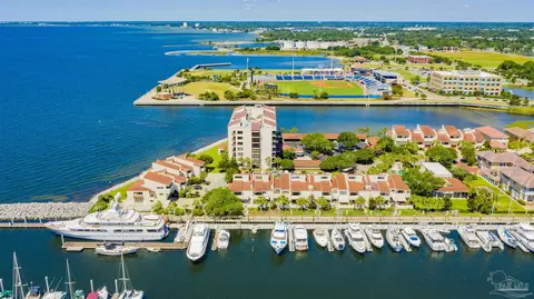 4 Port Royal Way, Pensacola, FL 32502