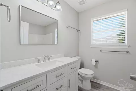 Bath - 120 Jacob Dr, Crestview, FL 32536 photo 1 of 3