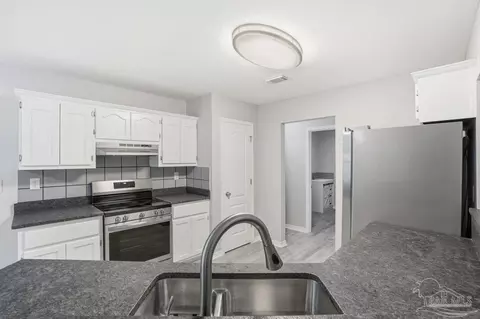 Kitchen - 120 Jacob Dr, Crestview, FL 32536 photo 4 of 4