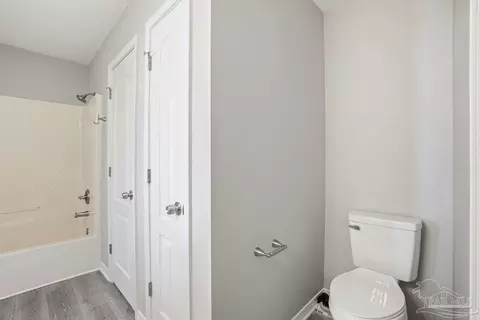 Bath - 120 Jacob Dr, Crestview, FL 32536 photo 3 of 3