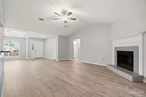 Living - 120 Jacob Dr, Crestview, FL 32536 photo 5 of 5