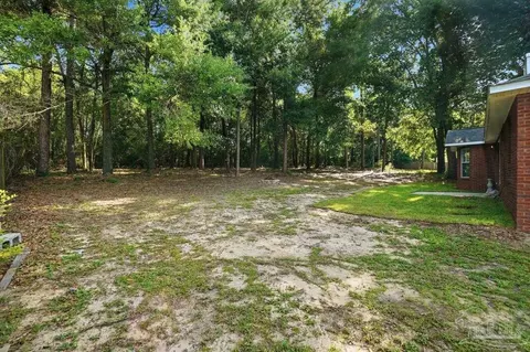 Exterior - 120 Jacob Dr, Crestview, FL 32536 photo 8 of 14