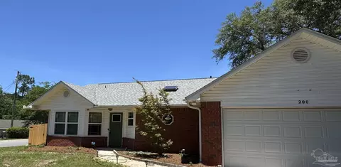 200 Lakeland Ct, Pensacola, FL 32514