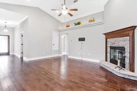 Living - 5695 Tucker Cir, Pace, FL 32571 photo 2 of 2