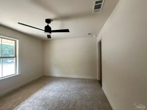 Bedroom - 5721 Lofty Pines Dr, Milton, FL 32570 photo 5 of 5