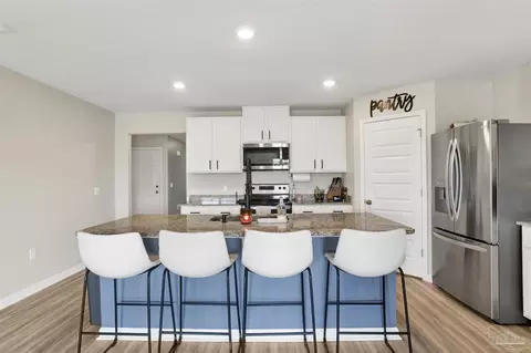 Kitchen - 7594 Saddlebrook Ave, Pace, FL 32571 photo 2 of 6