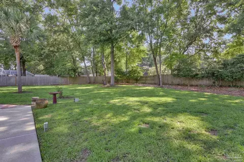 Exterior - 5333 Rowe Trl, Pace, FL 32571 photo 14 of 18