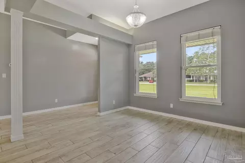 Living - 5333 Rowe Trl, Pace, FL 32571 photo 3 of 4