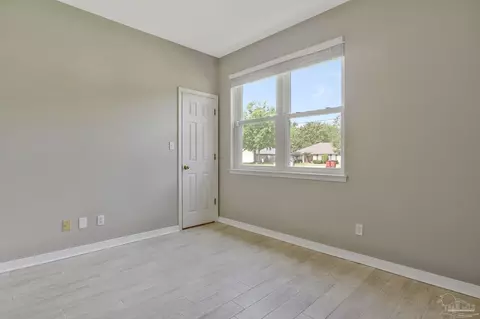 Bedroom - 5333 Rowe Trl, Pace, FL 32571 photo 10 of 13