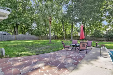Exterior - 5333 Rowe Trl, Pace, FL 32571 photo 13 of 18
