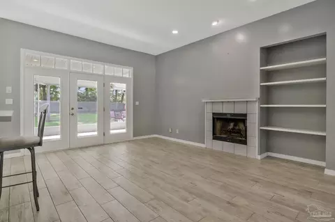 Living - 5333 Rowe Trl, Pace, FL 32571 photo 1 of 4