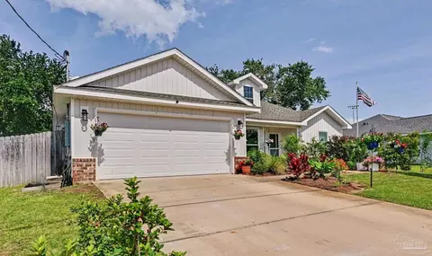 1860 Justice Cir, Gulf Breeze, FL 32563