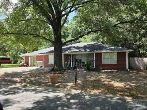 6358 Dixie Rd, Milton, FL 32570