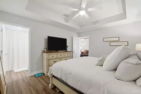 Bedroom - 3036 N 13th Ave, Milton, FL 32583 photo 3 of 9