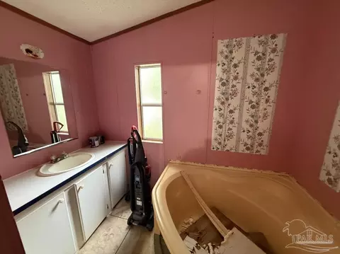 Bath - 3809 Legend Creek Dr, Pace, FL 32571 photo 2 of 2