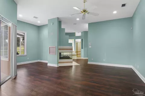 Living - 5542 Oakmont Dr, Pace, FL 32571 photo 5 of 8