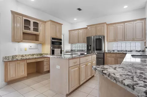 Kitchen - 5542 Oakmont Dr, Pace, FL 32571 photo 2 of 3