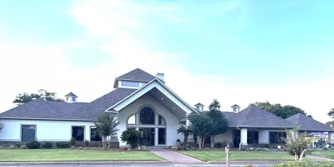 Exterior - 5542 Oakmont Dr, Pace, FL 32571 photo 12 of 13