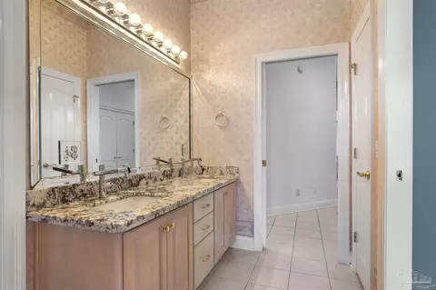 Bath - 5542 Oakmont Dr, Pace, FL 32571 photo 2 of 3