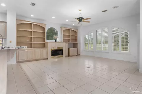 Living - 5542 Oakmont Dr, Pace, FL 32571 photo 2 of 8