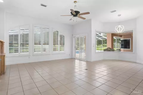 Living - 5542 Oakmont Dr, Pace, FL 32571 photo 4 of 8