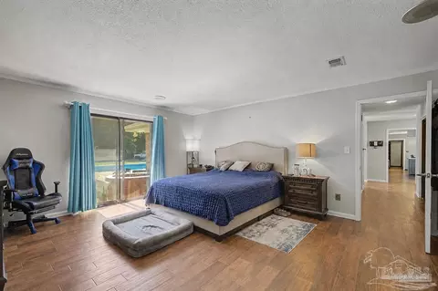 Bedroom - 5500 Baker Rd, Milton, FL 32570 photo 1 of 5