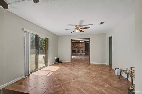Living - 5500 Baker Rd, Milton, FL 32570 photo 2 of 6