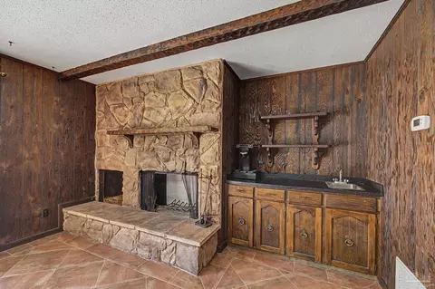 Living - 5500 Baker Rd, Milton, FL 32570 photo 4 of 6