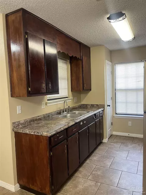 Kitchen - 5898 Independence Dr, Milton, FL 32570 photo 3 of 3