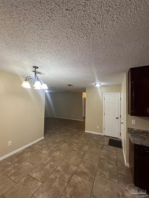 Dining - 5898 Independence Dr, Milton, FL 32570 photo 2 of 3