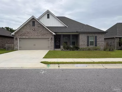 4888 Brigenza St, Pace, FL 32571