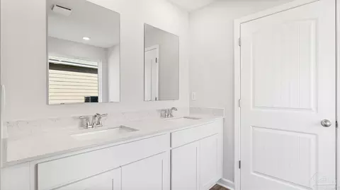 Bath - 5868 Tripletail Dr, Milton, FL 32583 photo 1 of 1