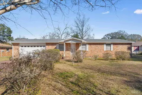 8710 Frieston Ave, Pensacola, FL 32534