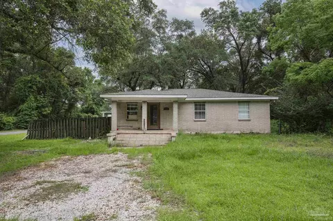 9121 Camberwell Rd, Pensacola, FL 32514