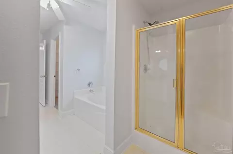 Bath - 4779 Winterdale Dr, Pace, FL 32571 photo 4 of 6