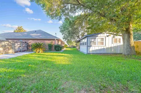 Exterior - 4779 Winterdale Dr, Pace, FL 32571 photo 4 of 6