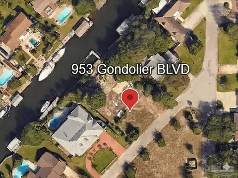 953 Gondolier Blvd, Gulf Breeze, FL 32563