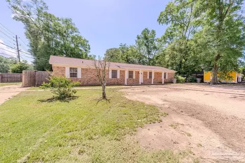 8090 Tippin Ave, Pensacola, FL 32514