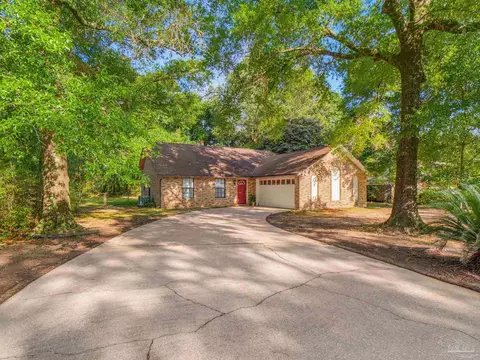 5909 Lawson Ln, Milton, FL 32570