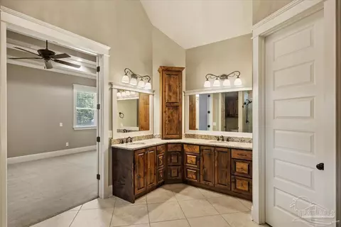 Bath - 6099 Curtis Rd, Pace, FL 32571 photo 6 of 6