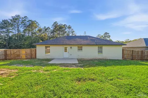 Exterior - 5386 Traci Dr, Milton, FL 32583 photo 9 of 10