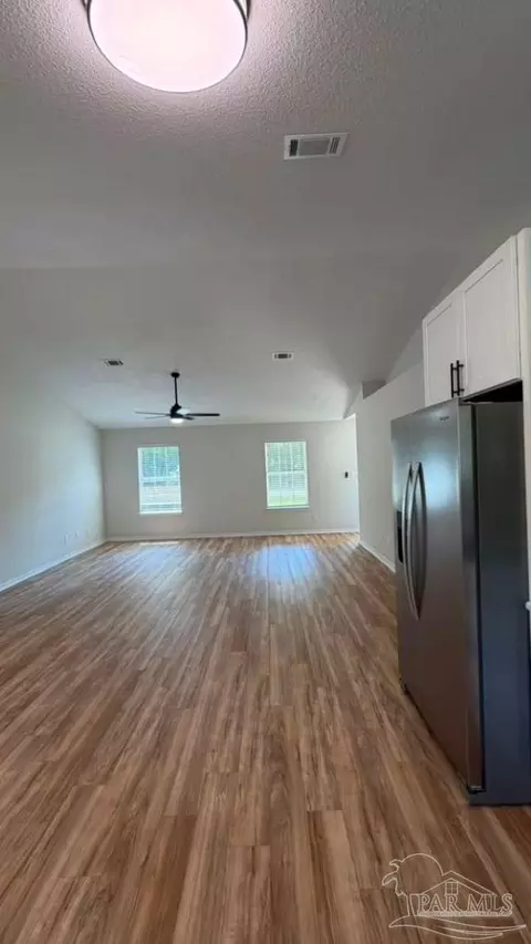Living - 5386 Traci Dr, Milton, FL 32583 photo 3 of 4