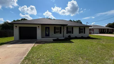 Exterior - 5386 Traci Dr, Milton, FL 32583 photo 6 of 10