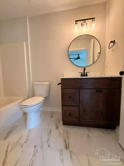 Bath - 5386 Traci Dr, Milton, FL 32583 photo 1 of 4